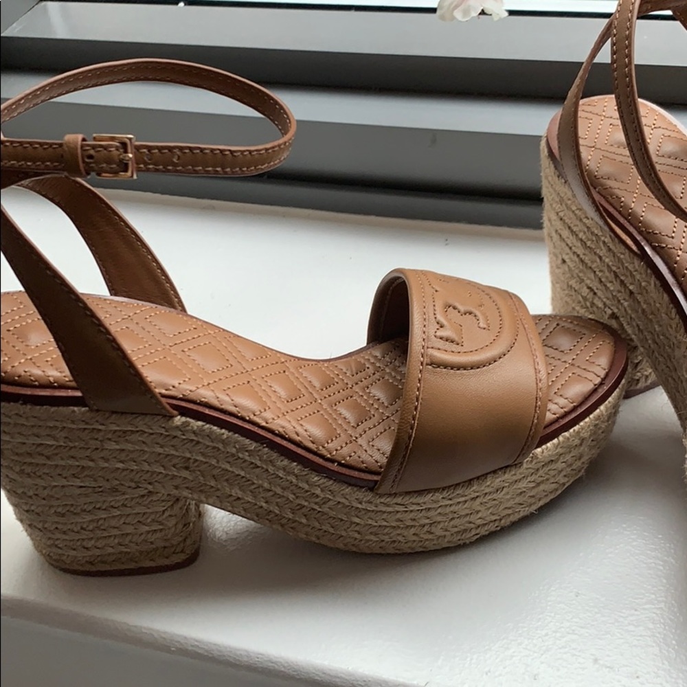 Super cute summer Tory Burch Espadrilles like new! - Picture 5 of 8
